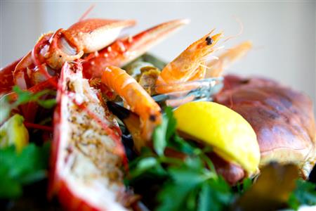 Gastronomie Ile d'Yeu - Hôtel des Voyageurs, hôtel de charme avec chambres vue mer sur le Port Joinville - Ile d'yeu - Vendée
