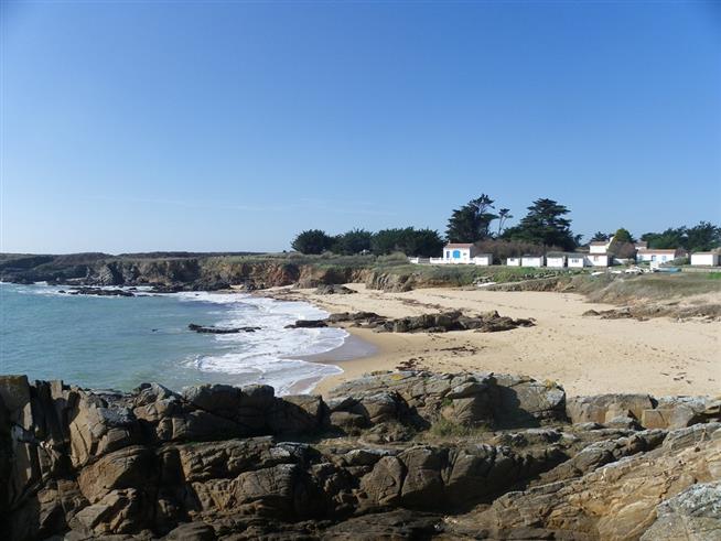 Plage des Sabias - Hôtel des Voyageurs, hôtel de charme avec chambres vue mer sur le Port Joinville - Ile d'yeu - Vendée