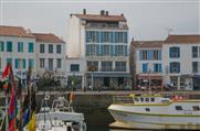 Hôtel des Voyageurs, hôtel de charme avec chambres vue mer sur le Port Joinville - Ile d'yeu - Vendée
