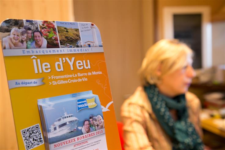 Hôtel des Voyageurs, hôtel de charme avec chambres vue mer sur le Port Joinville - Ile d'yeu - Vendée