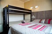 Chambre Familiale 4 pers. à l'Hôtel des Voyageurs, hôtel de charme avec chambres vue mer sur le Port Joinville - Ile d'yeu - Vendée