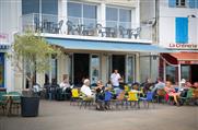 Hôtel des Voyageurs, hôtel de charme avec chambres vue mer sur le Port Joinville - Ile d'yeu - Vendée