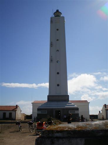 Hôtel des Voyageurs, hôtel de charme avec chambres vue mer sur le Port Joinville - Ile d'yeu - Vendée